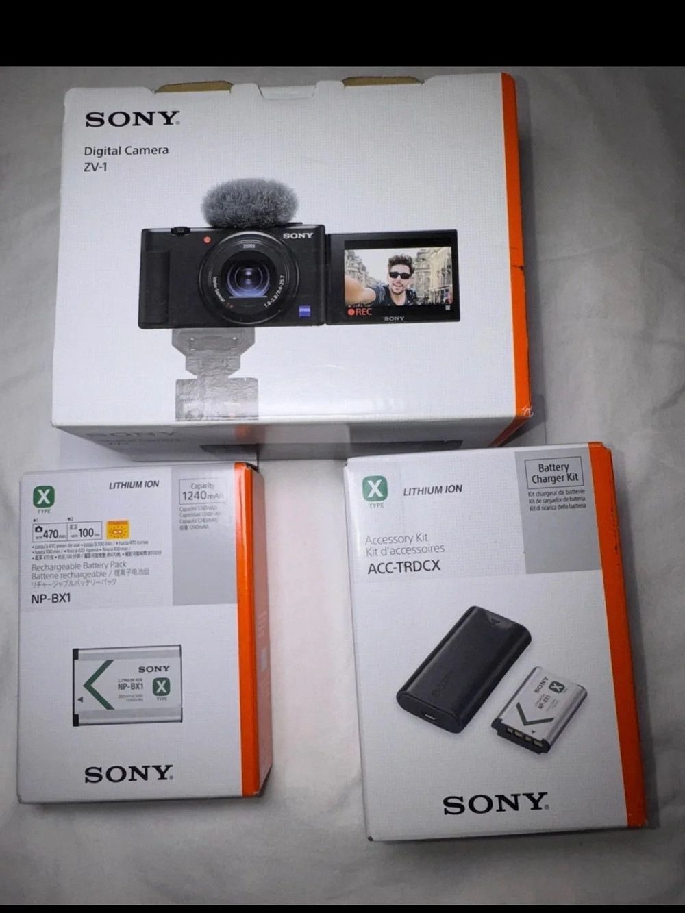 Sony ZV-1 Vlogging Camera Bundle | Grip | 3 Batteries | Charger| case | sd card
